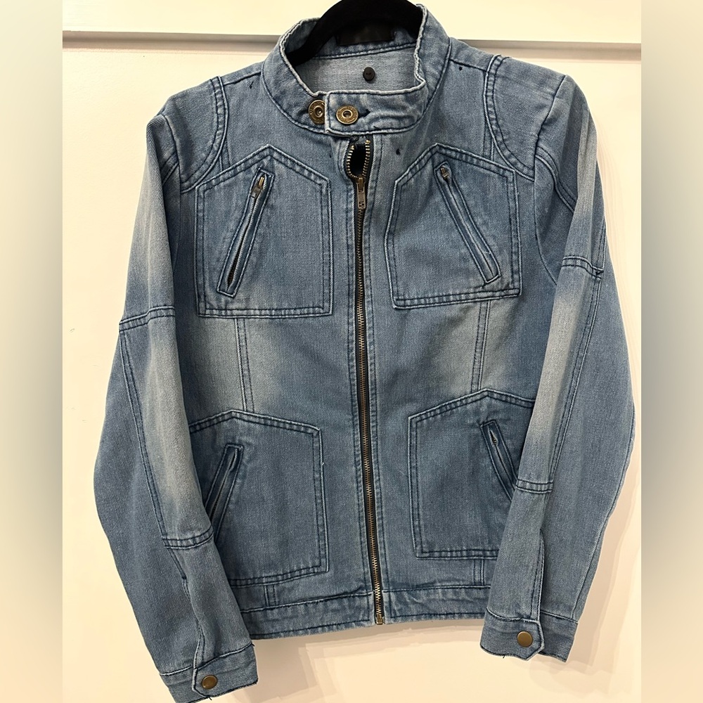 GENTLY USED VICI JEAN JACKET